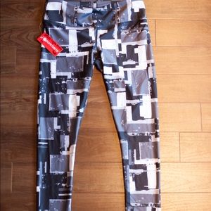 Pure Barre • Nessa Tight [Print]